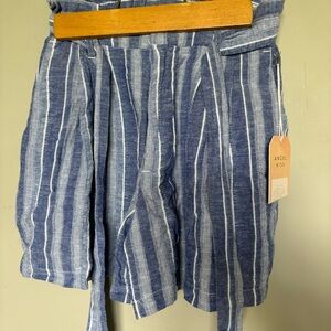 Angel Kiss Shorts Size Medium Blue White Stripe Linen Blend Beachy Pocket Tie